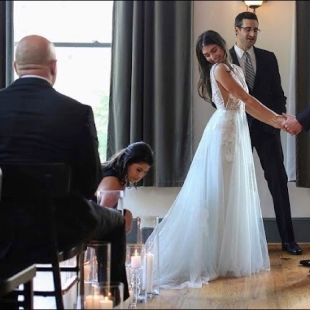 FLORAVERE WEDDING DRESS - Picture 2 of 13